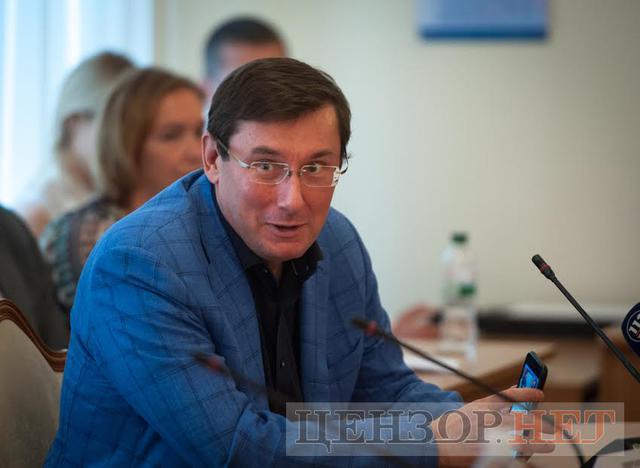 Комитет Рады проголосовал за снятие депутатской неприкосновенности с Добкина 03