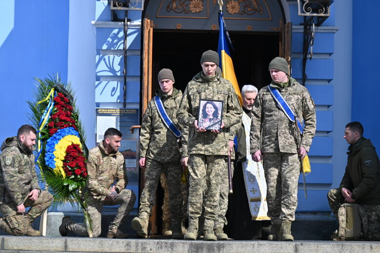 Прощання із Анастасією Мар'янчук та Денисом Дайнеком