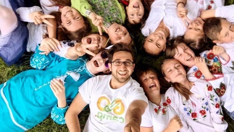 Foreign volunteers teach English, learn about Ukraine