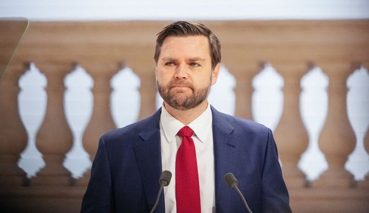 І Україна, і Росія мають поступитися деякими територіями, або США відійдуть від процесу, - Венс