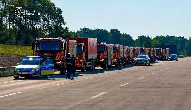 Україна направила до Франції 70 рятувальників для боротьби з лісовими пожежами, - Вигівський. ФОТОрепортаж