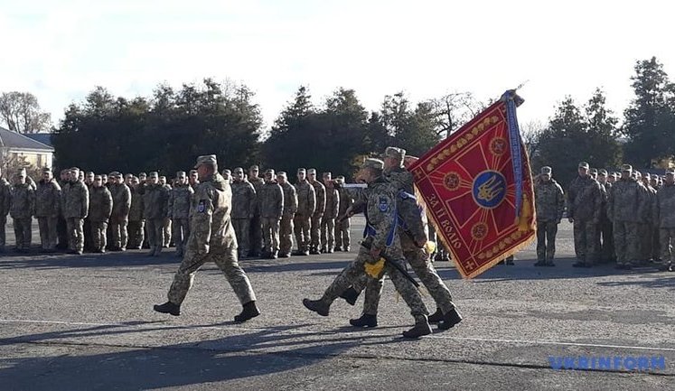 Воинов 128-й ОГШБр, вернувшихся на ротацию с Донбасса, торжественно встретили в Мукачево: за время пребывания в зоне ООС бригада потеряла 11 военнослужащих. ФОТОрепортаж