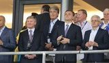 Матч Украина-Швеция: олигархи разместились в первом ряду VIP-сектора, экс-президенты - сзади. ФОТОрепортаж