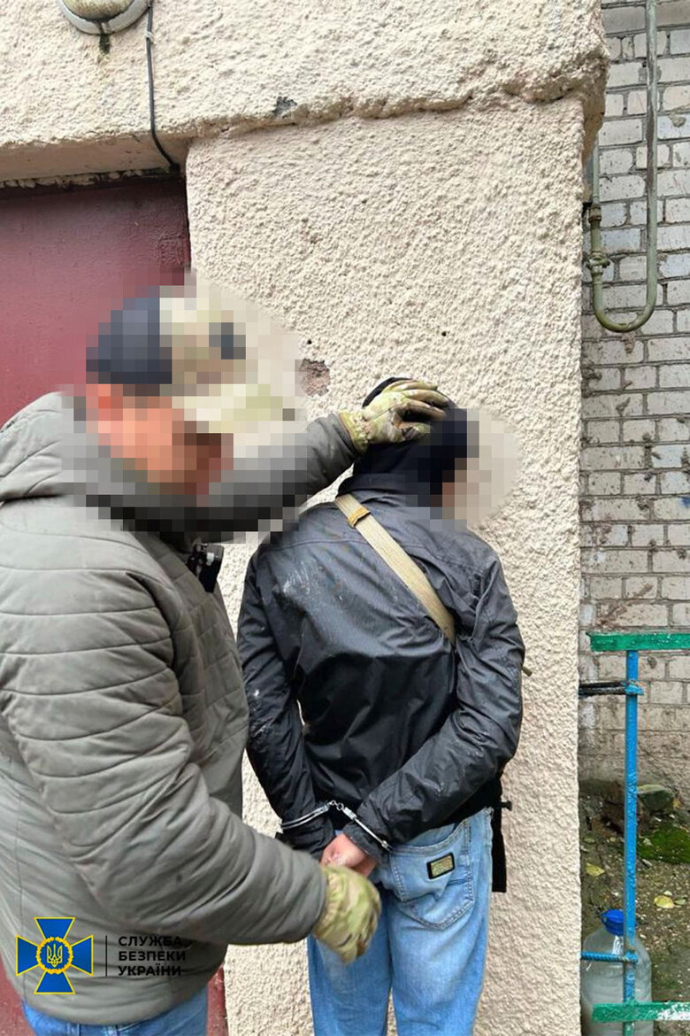 Затримано агента РФ, який розвідував позиції та маршрути руху Сил оборони на Миколаївщині, - СБУ 01