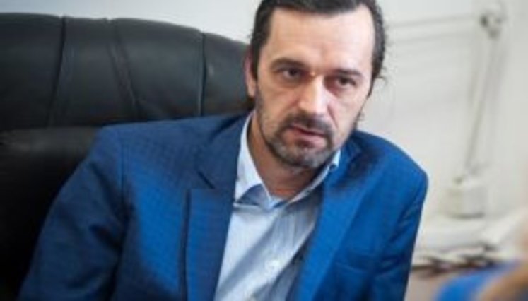 Голова Держпродспоживслужби Володимир Лапа: "Найбільше порушень прав у інтернет-торгівлі. Тут вже навіть "ліва" горілка продається!"