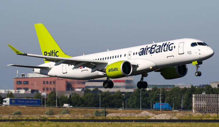 Авіакомпанія airBaltic призначила додаткові рейси до Києва через зростання попиту