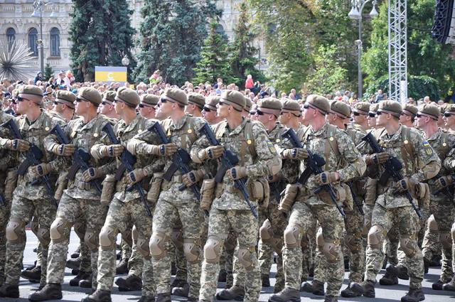 Святкування Дня Незалежності України на головній вулиці столиці 08