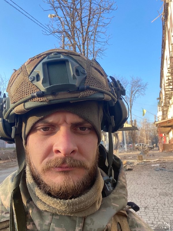 Нацгвардієць Антон Шестаков: Бахмут - це щоденна лотерея, коли шанси вижити чи загинути - п’ятдесят на п’ятдесят. Вижив - виграв 03