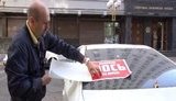 "У нас просто наліпок не вистачить. Це капець. Нарада, мабуть", - активісти проекту "Зупини лося" спробували очистити територію біля ГПУ від неправильно припаркованих автомобілів. ВIДЕО