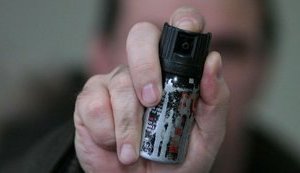 Восьмиклассник распылил в школе слезоточивый газ, 13 детей попали в больницу