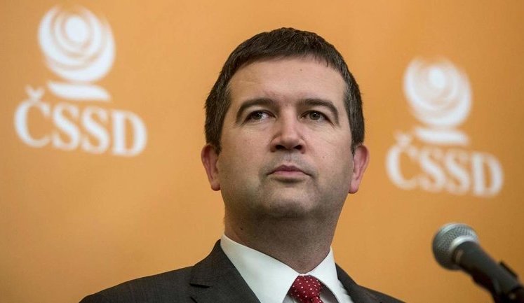 Прага готова вислати всіх російських дипломатів
