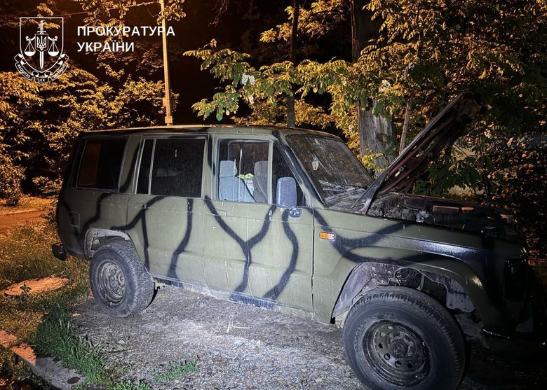 Уродженець Криму спалив два автомобілі у Шевченківському районі