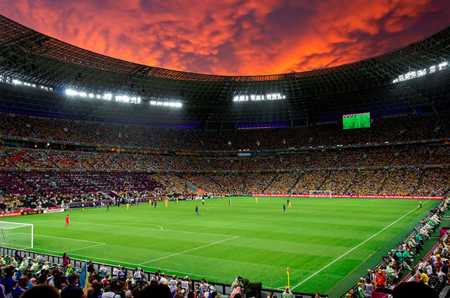 Ватажок бойовиків Захарченко розпорядився провести матч на віджатому в Ахметова стадіоні. Гратимуть бойовики на честь Гіві і Мотороли 02