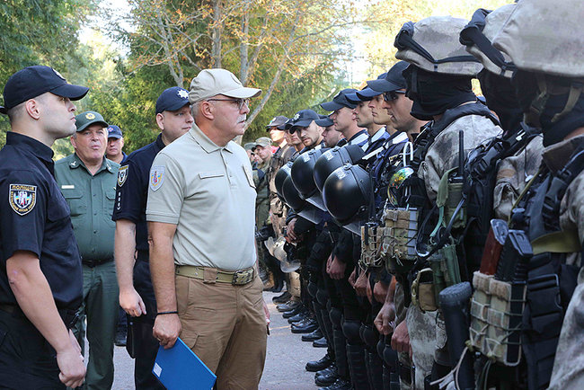 Нелегальна міграція загрожує держбезпеці, - Яровий 01