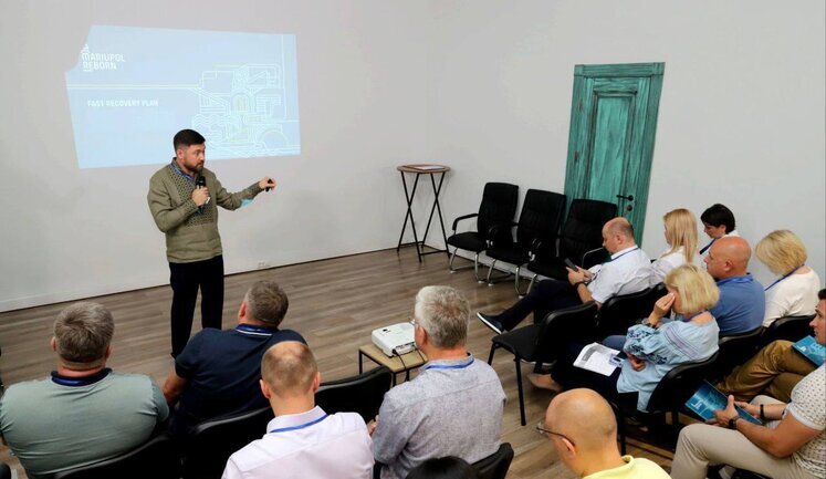 В Днепре открылась платформа "Mariupol.Reborn"