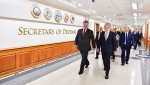 порошенко мэттис