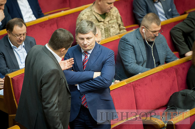 Диета Балоги, прическа Продан и длинные руки Яценко, - день работы Рады 6 декабря 06