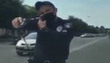 "Свєто, ну ти гониш": у Путивлі водійка позашляховика намагалася втекти від патрульного, він дістав пістолет. ВIДЕО