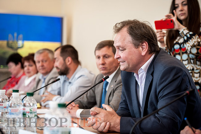 Регламентний комітет не підтримав подання на притягнення до кримінальної відповідальності нардепа Пономарьова 10