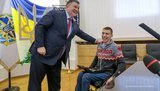 Аваков вручив нагородну зброю учасникам "Ігор нескорених"