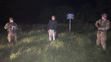 "Закопав паспорт у лісі і намагався видати себе за українця", - прикордонники затримали росіянина з тепловізором на Сумщині. ВIДЕО