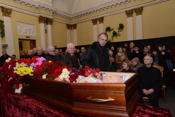 Сьогодні в Києві попрощалися з Мирославом Поповичем 02
