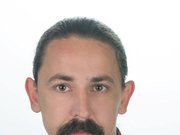 Мукачівець каже, що його ледь не задушив депутат міськради