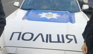 Поліція в Чернівцях затримала чоловіка, який намагався підпалити свою сім'ю