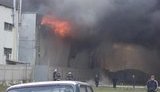 Сильный пожар на Одесчине: горят склады сантехники. ФОТОрепортаж