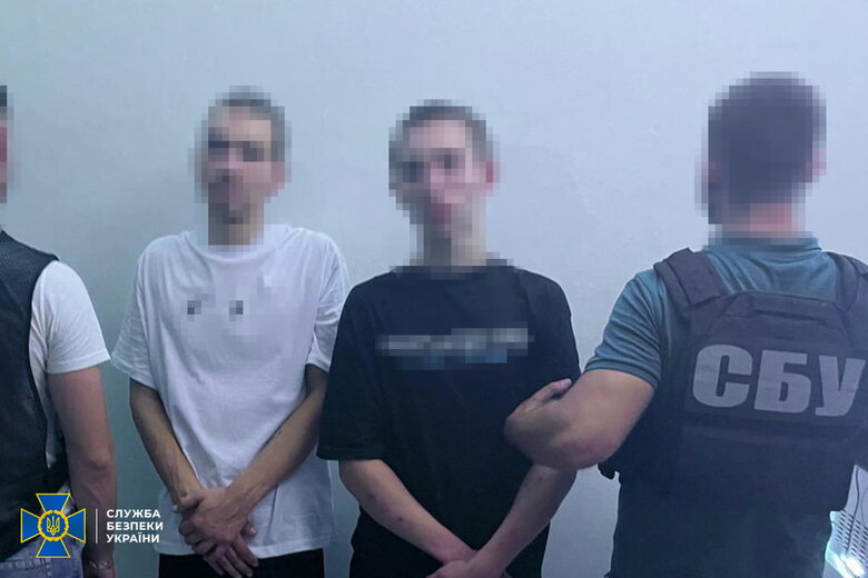 Затримано паліїв військових авто