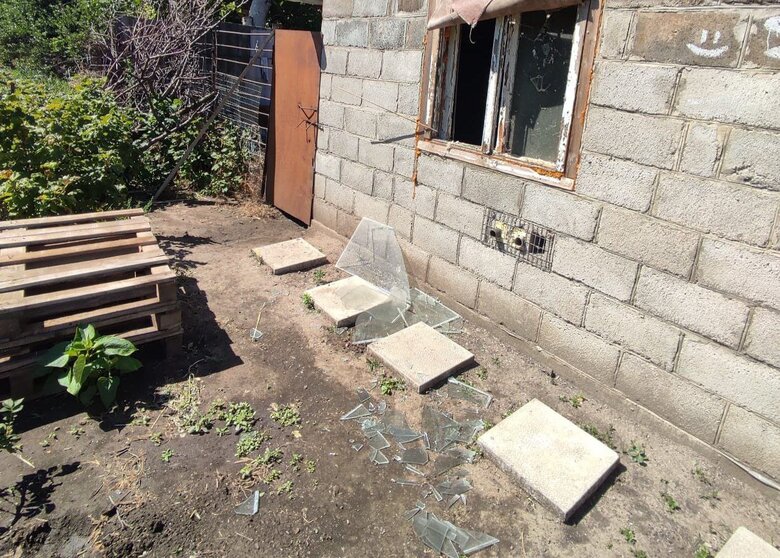 Росіяни 8 разів атакували Нікопольщину дронами-камікадзе та з артилерії