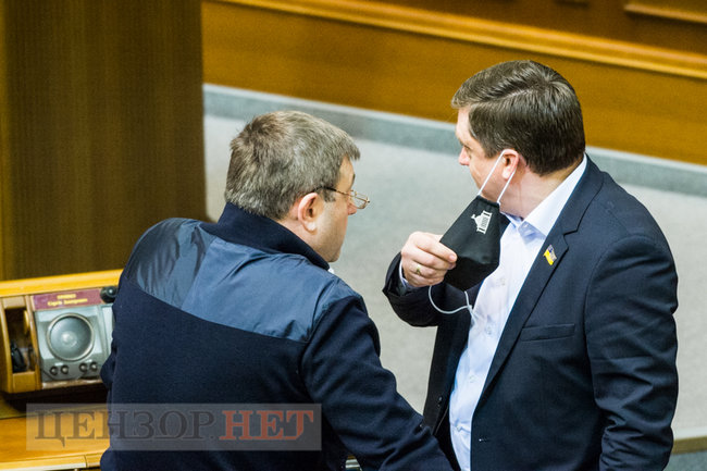 Некарантинні вітання слуг народу, обговорення фейкових довідок про щеплення і збір Медяником майже 150 тис. грн, - день роботи ВР 2 грудня 14
