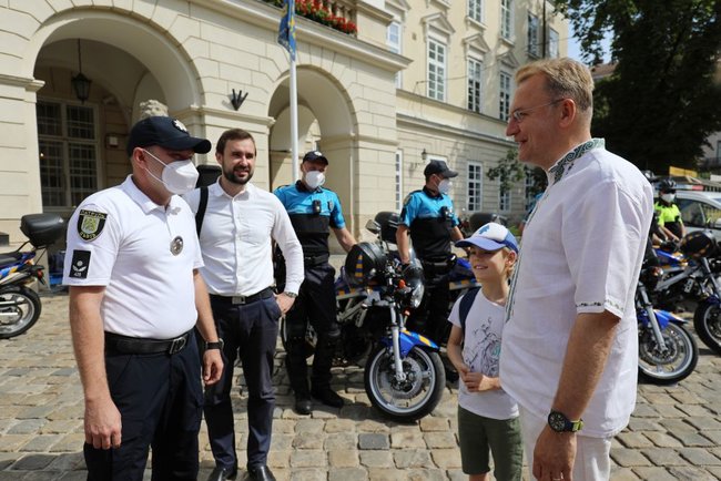 Поліцейські мотопатрулі виїхали на вулиці Львова 07