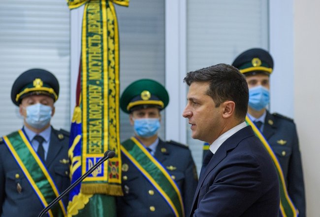 Необхідно оперативно підвищити якість і достовірність розвідувальної інформації, - Зеленський 01