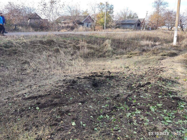Russian troops shelled Zolota Balka and Khreshchenivka in Kherson region 05