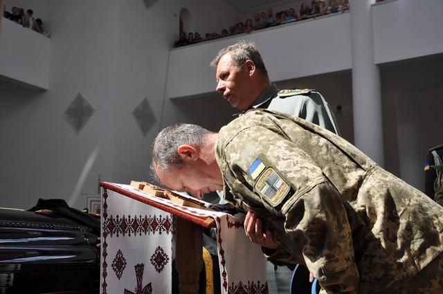 У Києві поховали кардинала УГКЦ Любомира Гузара (оновлено) 03 У Києві поховали кардинала УГКЦ Любомира Гузара (оновлено) 03