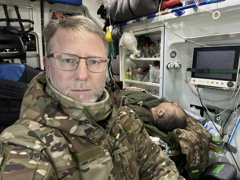 Муфтий Украины и воин-добровольец Исмагилов показал эвакуацию раненых из Бахмута: Россия должна прекратить свое существование. Прощения не будет 06