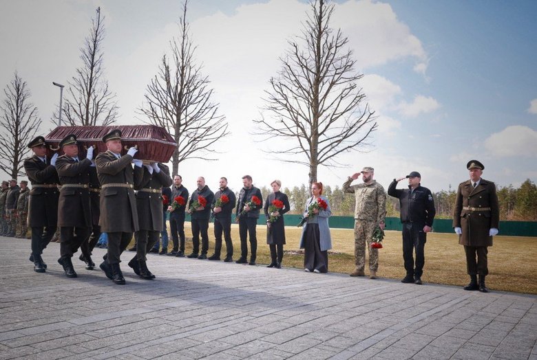 поховання невідомих воїнів