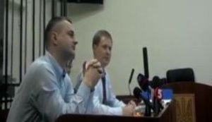 Родственников убитых на Евромайдане активистов не признали пострадавшими в деле скандальной судьи Волковой, отпустившей Садовника из-под ареста. ВИДЕО