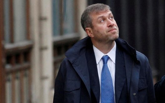 У травні Абрамович приїздив до Києва, Зеленський намагався ч