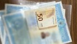 чоловік намагався вивезти за кордон 13-річну дівчинку
