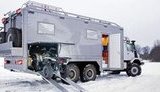 Олигархи из Улан-Батора превратили армейский грузовик 6Х6 в люксовый "дом на колесах". ФОТОрепортаж