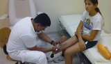 Волонтери закликають допомогти облаштувати нове житло для дівчинки, мати якої загинула внаслідок обстрілу на Донбасі і яка втратила частину ноги. ФОТО