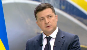 Зеленський розпочав робочу поїздку на Дніпропетровщину, прибувши до Кривого Рогу рейсовим літаком, - ОП. ФОТОрепортаж