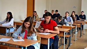 Діти з тимчасово окупованих територій, які приїжджають складати ЗНО, не мають проходити обсервацію, - Степанов. ВIДЕО