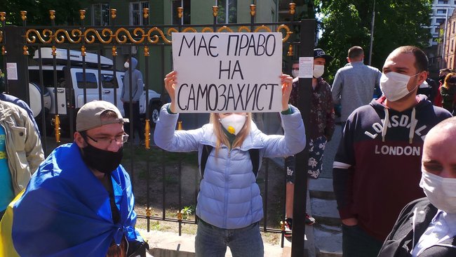 Стерненко после проведения следственных действий: Лучше прийти в СБУ, чем лечь в могилу. Я действовал в рамках закона 05