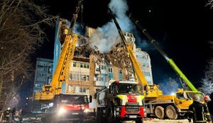 В Тернополе продолжаются поисково-спасательные работы на месте российского удара: разобрано более 700 кв.м завалов. ВИДЕО+ФОТОрепортаж