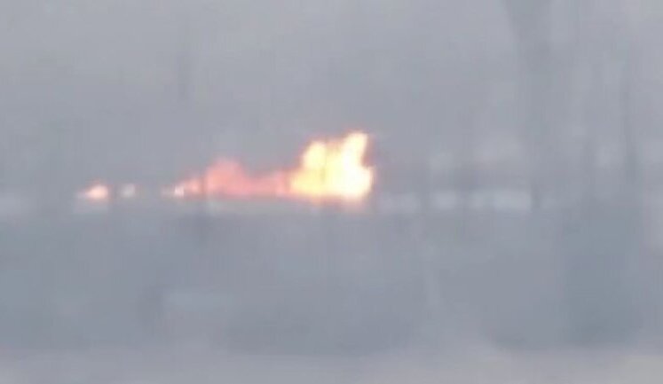 Motorcyclist caught in flames races down road after Ukrainian drone attack. VIDEO