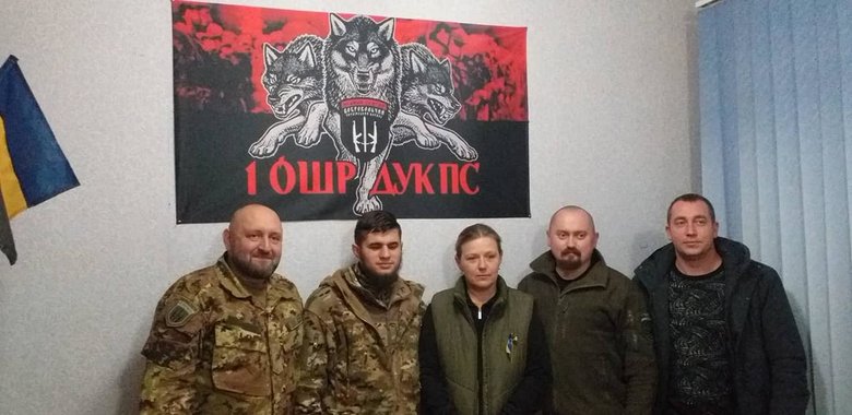 Представники Міністерства у справах ветеранів відвідали одну з баз Правого сектору на Донеччині: обговорили питання співпраці 02 Представники Міністерства у справах ветеранів відвідали одну з баз Правого сектору на Донеччині: обговорили питання співпраці 02