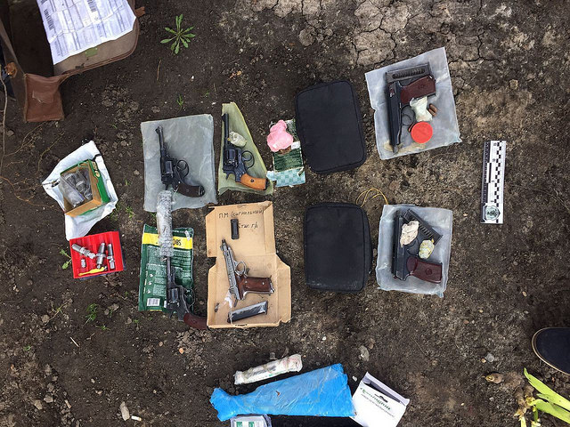 Подпольные оружейники задержаны в Харькове и Сумах 04 Подпольные оружейники задержаны в Харькове и Сумах 04